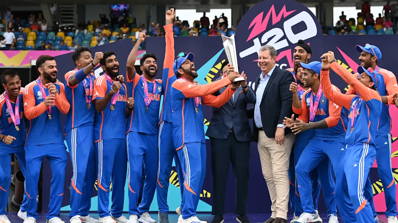 भारतीयों के दिल में बसी है 29 जून की तारीख, T20 विश्व कप की पहली वर्षगांठ पर रोहित शर्मा ने साझा किया भावुक Video