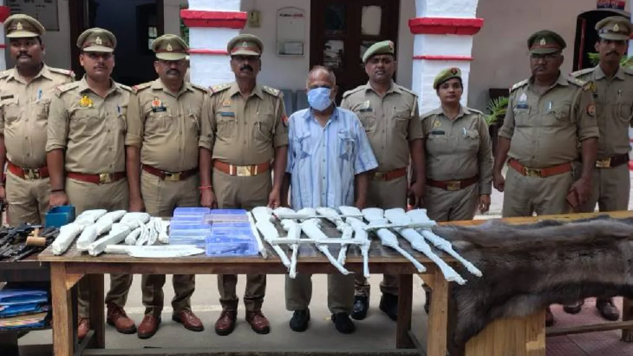 UP NEWS: हकीम सलाउद्दीन का दुबई कनेक्शन आया सामने, लाला के पास मिले इलेक्ट्रॉनिक डिवाइस का डाटा खंगाल रही पुलिस