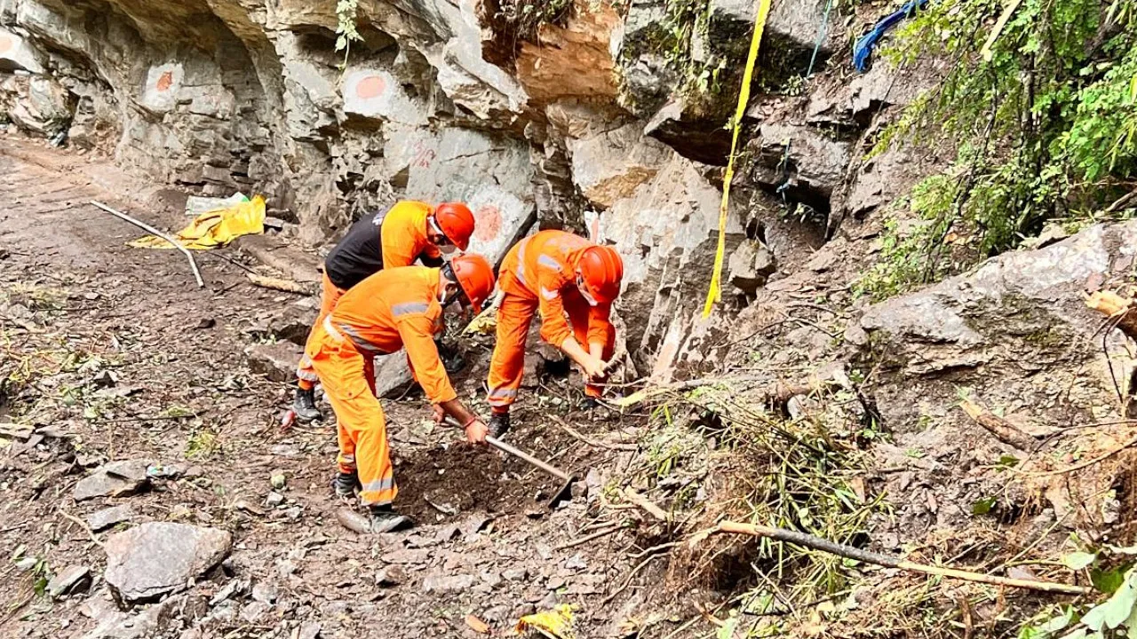 उत्तर पश्चिमी कोलंबिया में भूस्खलन से आठ लोगों की मौत, पांच अन्य घायल 