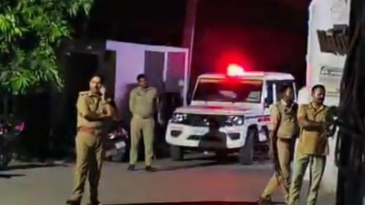 यूपी में अशांति फैलाने की कोशिश, सक्रिय हुईं सुरक्षा एजेंसियां, आरोपी सलाउद्दीन और उसकी पत्नी का खतरनाक प्लान