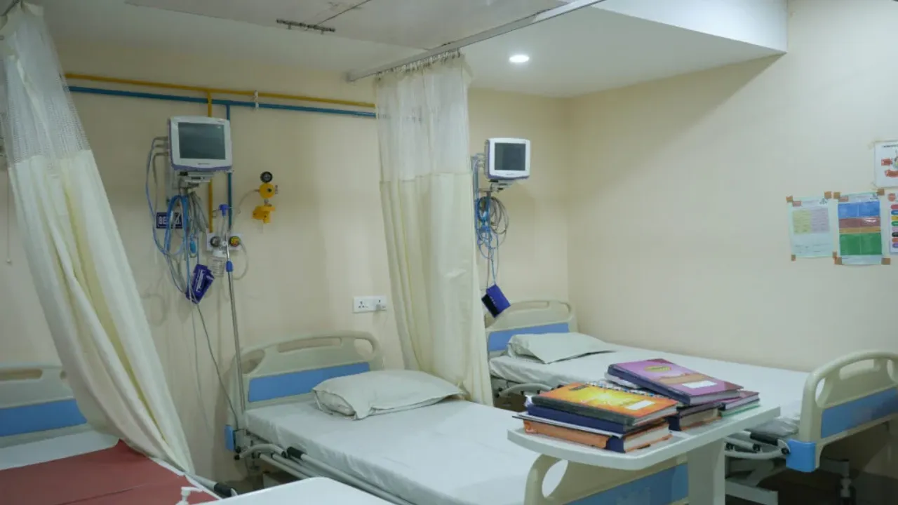 Lucknow News: दो साल में चार बार बदला एचडीयू का नक्शा, सिविल अस्पताल में बनेगा 25 बेड का HDU