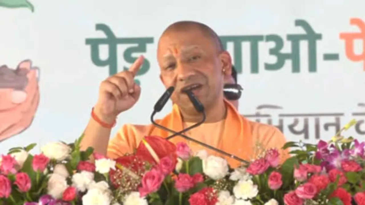 CM योगी ने जारी किया जुलाई माह में शुरू हो रहे वृक्षारोपण महाभियान 2025 का लोगो, कहा- हीटवेव से ग्रीनवेव की ओर बढ़ रहा प्रदेश