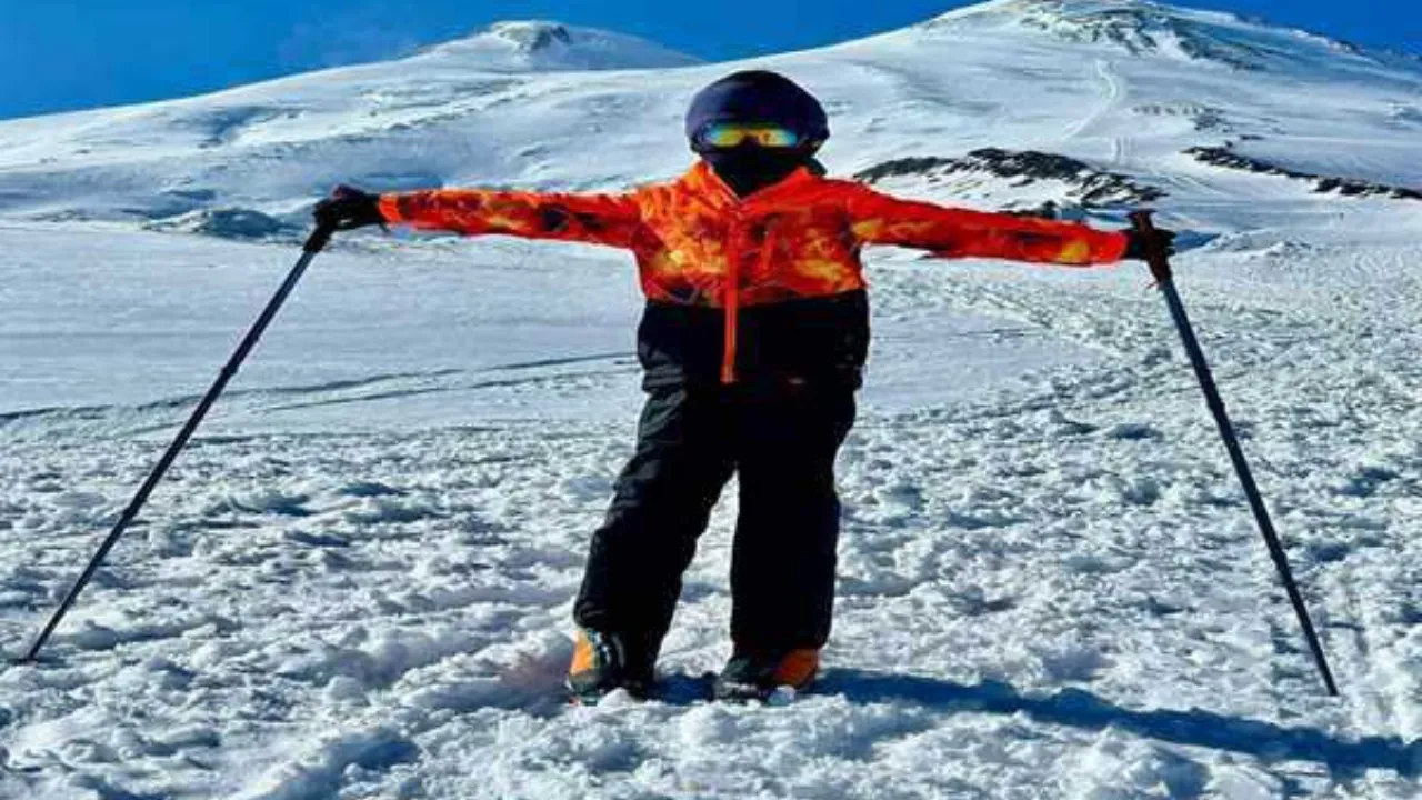 छह वर्षीय तेगबीर सिंह ने बनाया विश्व रिकार्ड, फतह किया यूरोप का सबसे ऊंचा पर्वत