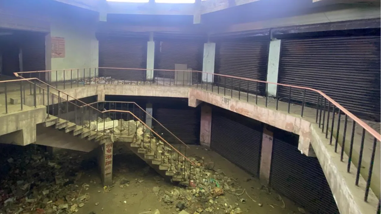 Lucknow News: आज सील होगा सहारा बाजार, LDA लेगा कब्जा, शर्तों के उल्लंघन पर निरस्त हुई लीज डीड 