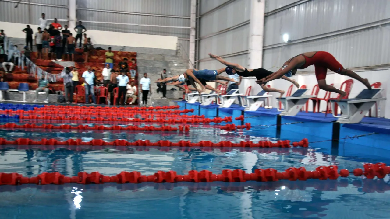 यूपी स्टेट तैराकी चैंपियनशिप में शानदार प्रदर्शन कर शायला ने तीन स्वर्ण पदकों पर किया कब्जा