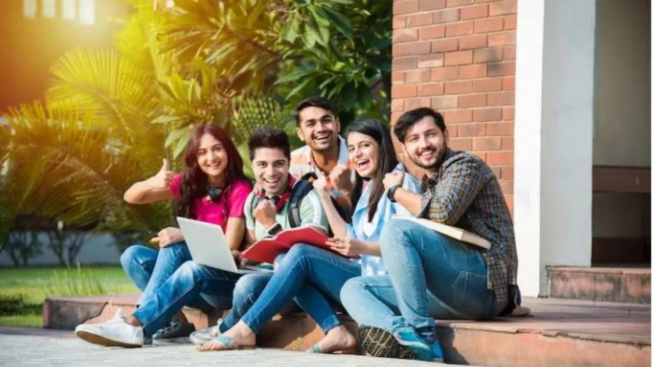 Lucknow: पॉलिटेक्निक में प्रवेश का मिला एक और मौका, पॉस्को एक्ट में बंद बाल अपचारी ने भी दी परीक्षा