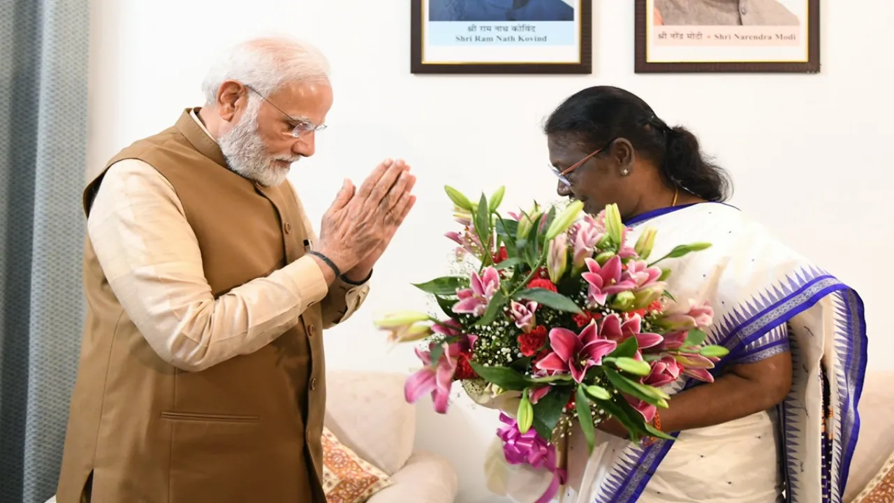 PM मोदी ने दी राष्ट्रपति मुर्मू को जन्मदिन की शुभकामनाएं, कहा- 'आपका जीवन करोड़ों लोगों के लिए प्रेरणा'