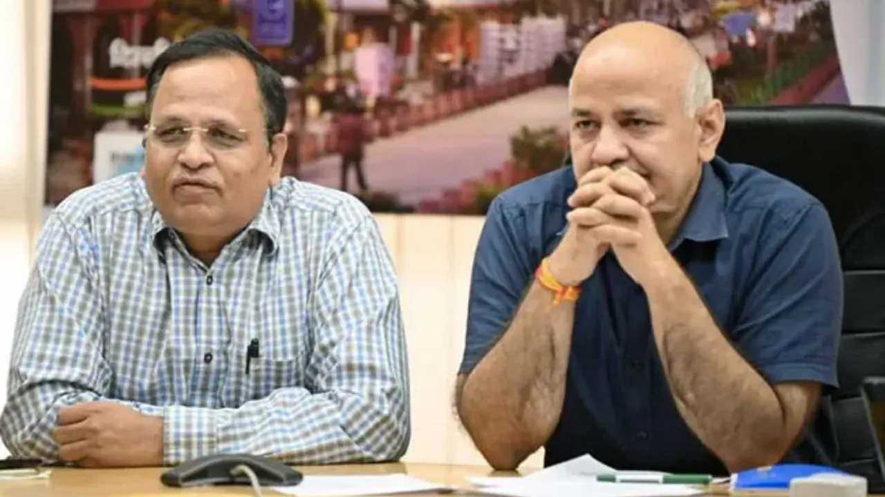 दिल्ली घोटाला: AAP नेता मनीष सिसोदिया और सत्येंद्र जैन की बढ़ी मुश्किलें, ACB का समन जारी, जानें पूरा मामला