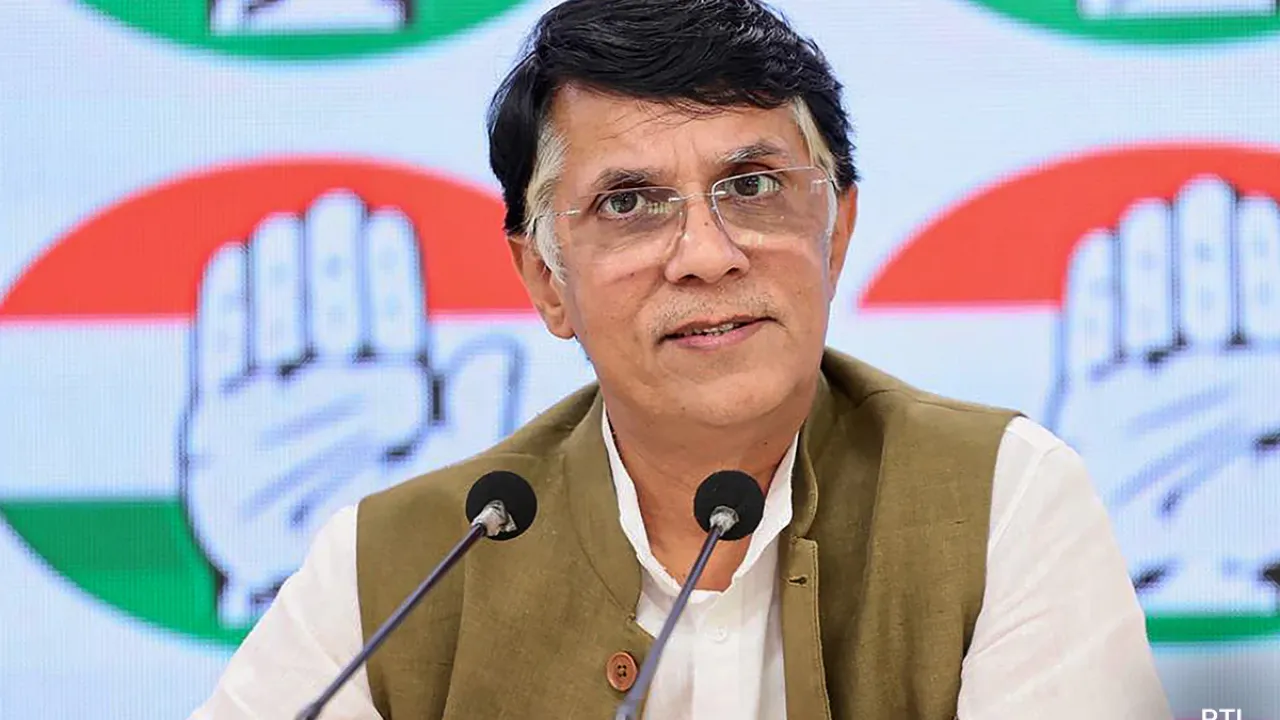 विमान दुर्घटना के बाद गृह मंत्री की टिप्पणी ‘असंवेदनशील’, सरकार को जवाबदेही का वादा करना चाहिए था: कांग्रेस 