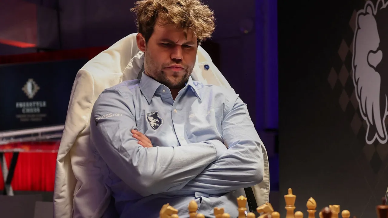 Norway Chess 2025: मैग्नस कार्लसन ने सातवीं बार जीता नॉर्वे शतरंज का खिताब, डी गुकेश को मिला तीसरे स्थान 