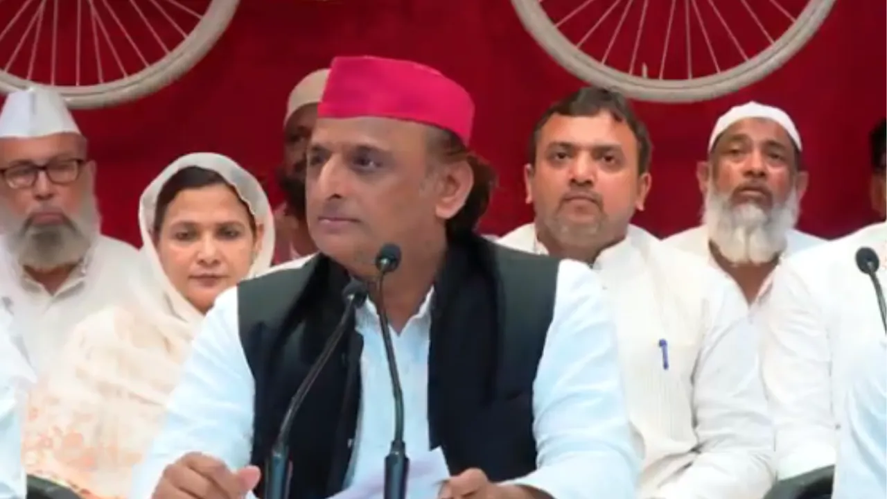 अखिलेश यादव ने यूपी चुनाव से पहले मुस्लिमों को दिया बड़ा संदेश, BJP पर लगाया गंभीर आरोप