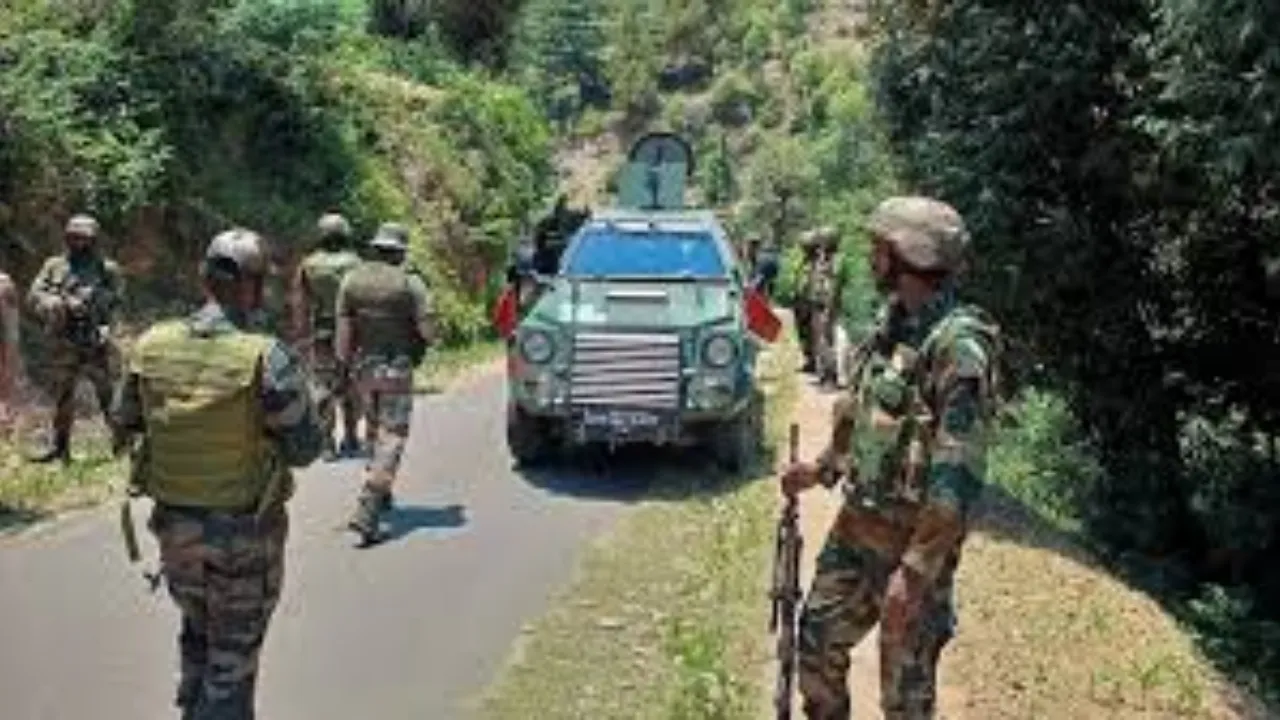 सेना की उत्तरी कमान के ‘जनरल ऑफिसर कमांडिंग इन चीफ’ ने ‘स्ट्राइक वन कोर’ का किया दौरा 