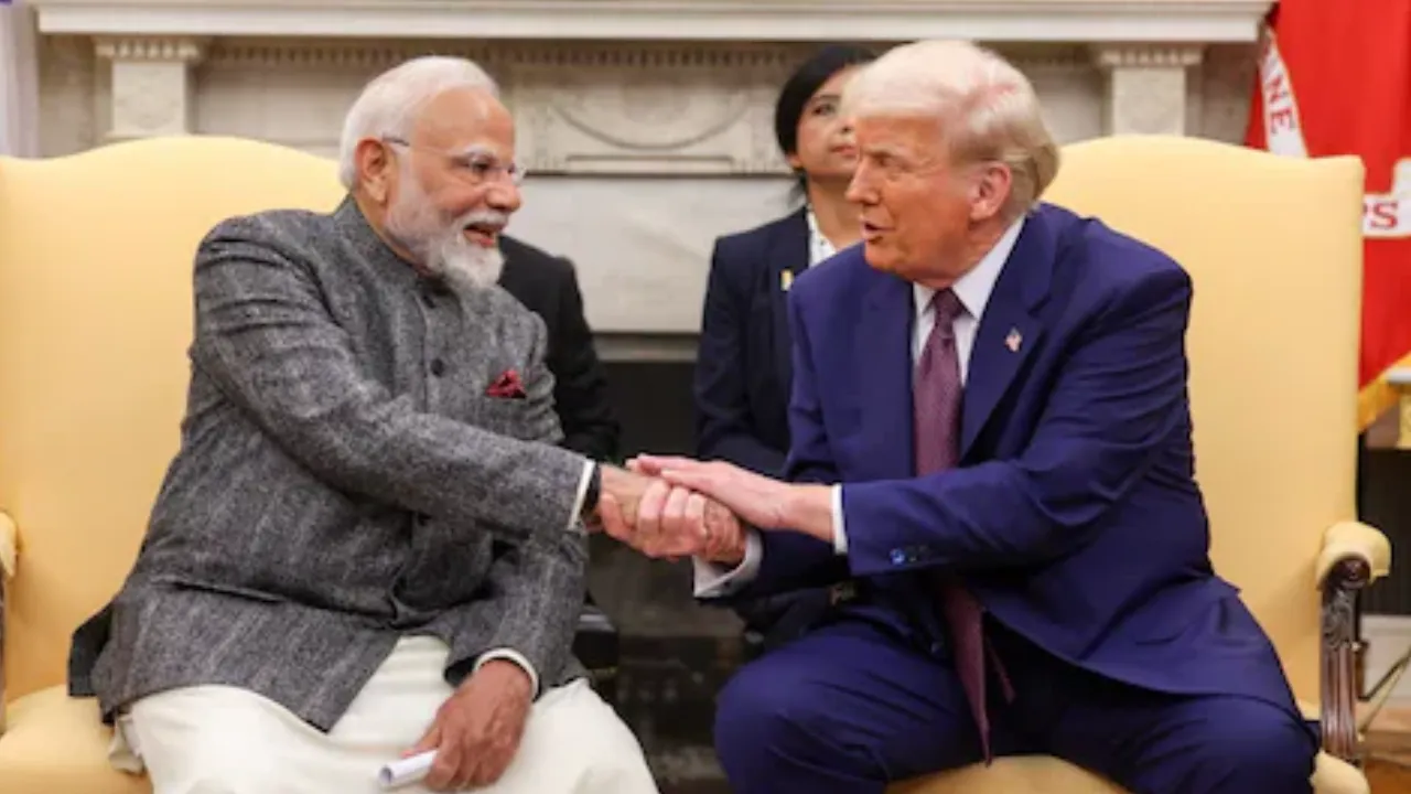 PM मोदी और ट्रंप के बीच 35 मिनट तक हुई फोन पर बातचीत, अमेरिकी राष्ट्रपति ने किया आग्रह, जानें कौन-कौन से मुद्दों पर हुई चर्चा