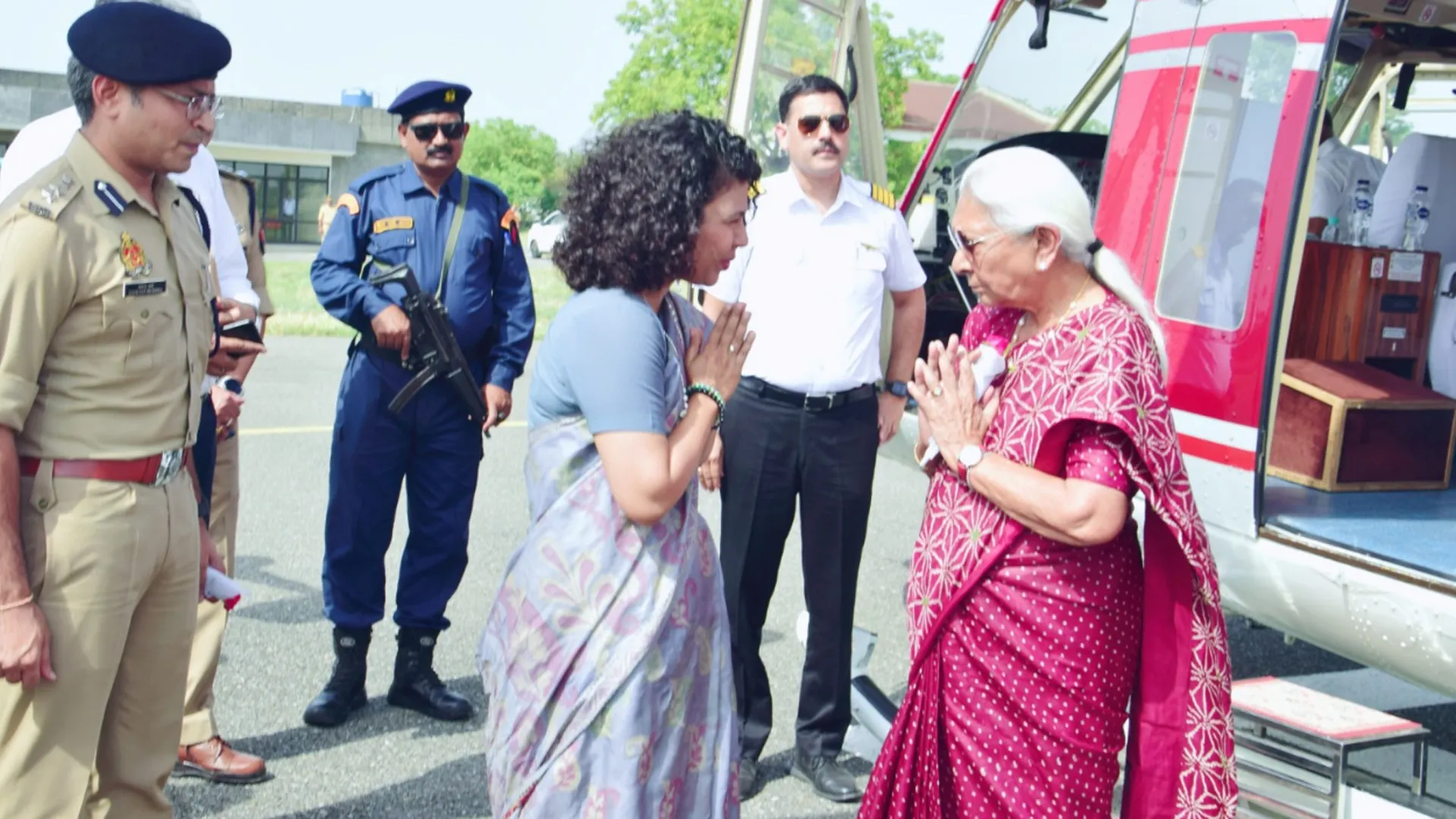 लखीमपुर खीरी : दुधवा टाइगर रिजर्व पहुंची सूबे की राज्यपाल आनंदीबेन