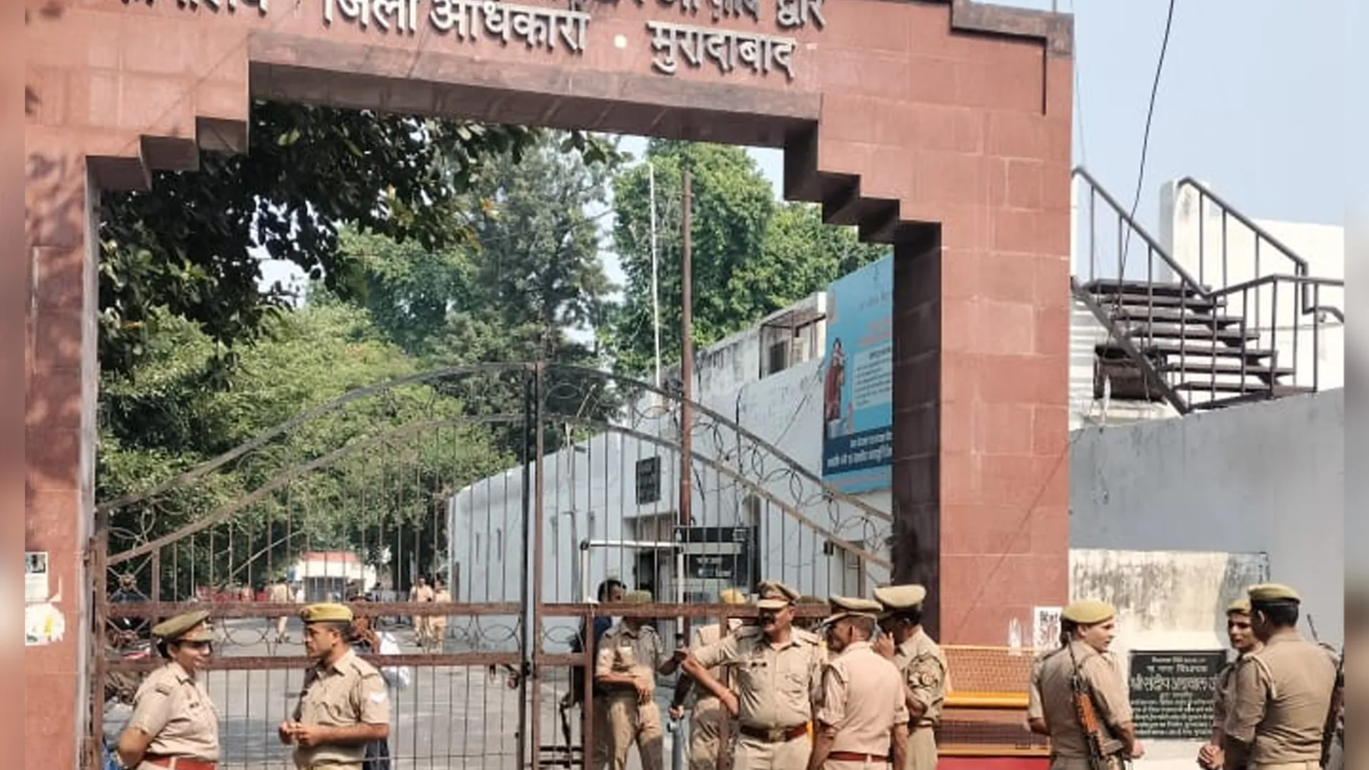 मुरादाबाद : जून में स्थानांतरण को लेकर असमंजस में अधिकारी सूची पर टिकी टकटकी