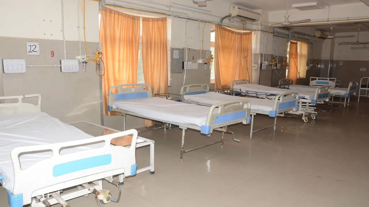 कानपुर: गर्मी बढ़ते ही स्वास्थ्य विभाग अलर्ट, तैयार हुए हीट स्ट्रोक वार्ड