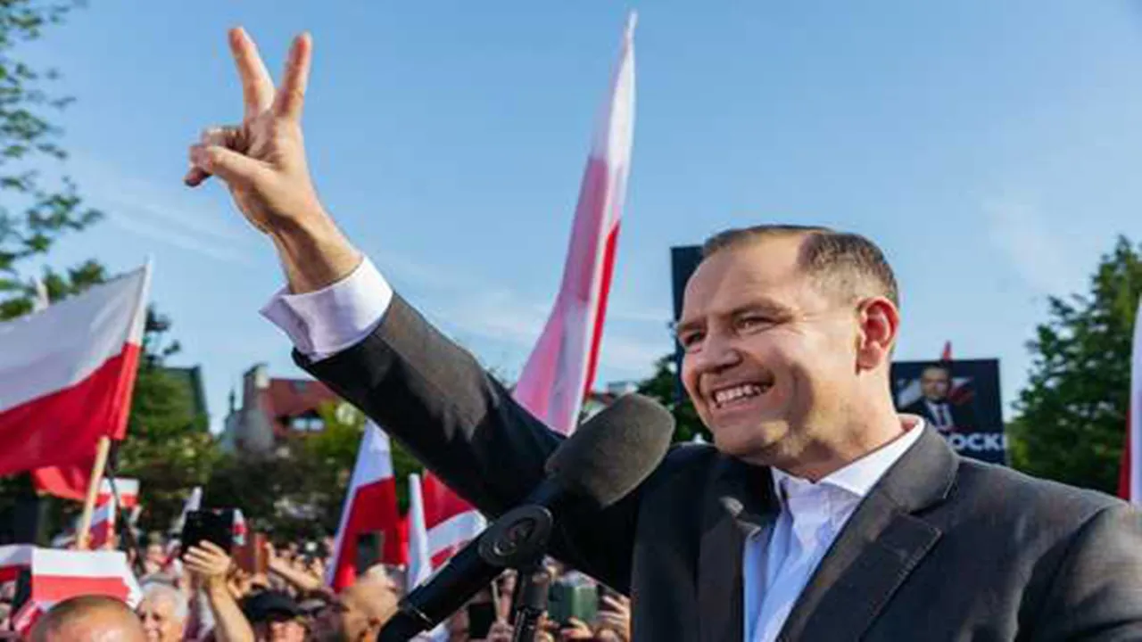 Poland Presidential Election: करोल नवरोकी बने पोलैंड के नए राष्ट्रपति, ट्रजास्कोव्स्की को मिले 49.11 प्रतिशत वोट