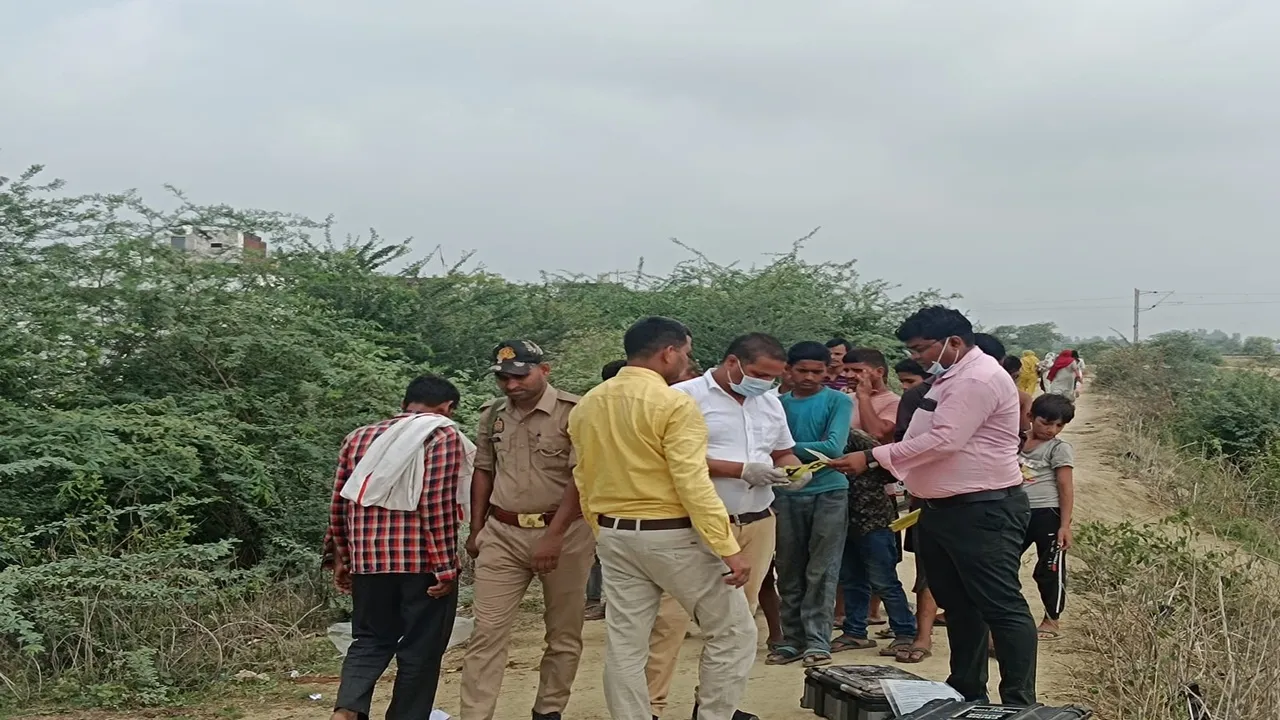 बलरामपुर: बंधे के निकट झाड़ियों में मिला युवक का शव, हत्या की आशंका