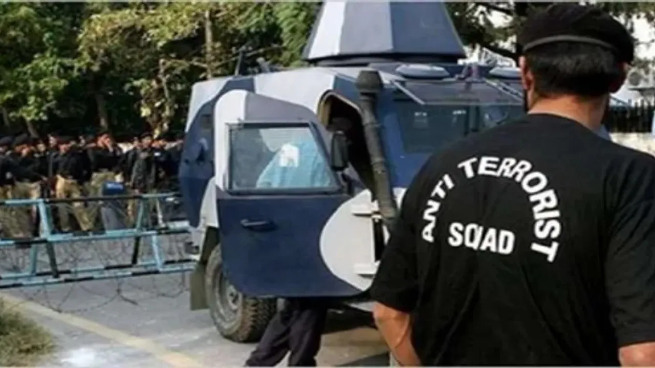 एक्शन में महाराष्ट्र ATS: SIMI आतंकी साकिब नाचन के ठिकानों पर की रेड, 12 हिरासत में