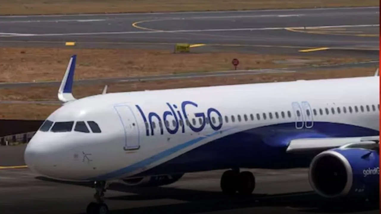 Indigo Flight ने दी Mayday कॉल, कम ईधन की वजह से बेंगलुरु एयरपोर्ट पर कराई गई इमरजेंसी लैंडिंग, टला हादसा