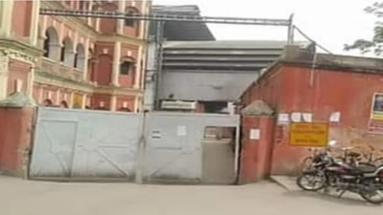 कुशीनगर: बंद पड़ी कप्तानगंज चीनी मिल को दोबारा शुरू करना है चुनौतीपूर्ण 