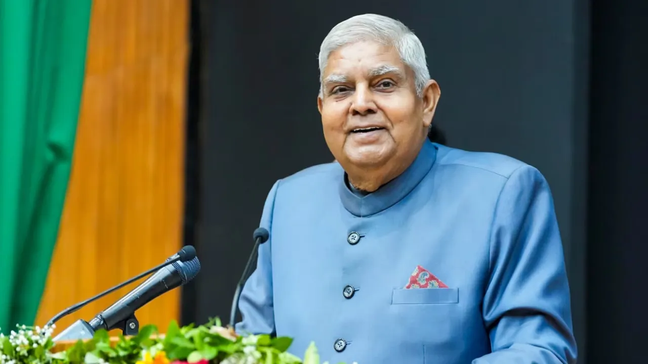 संविधान की प्रस्तावना ‘परिवर्तनशील नहीं’, फिर भी 1976 में इसे बदला गया: उपराष्ट्रपति का बड़ा बयान