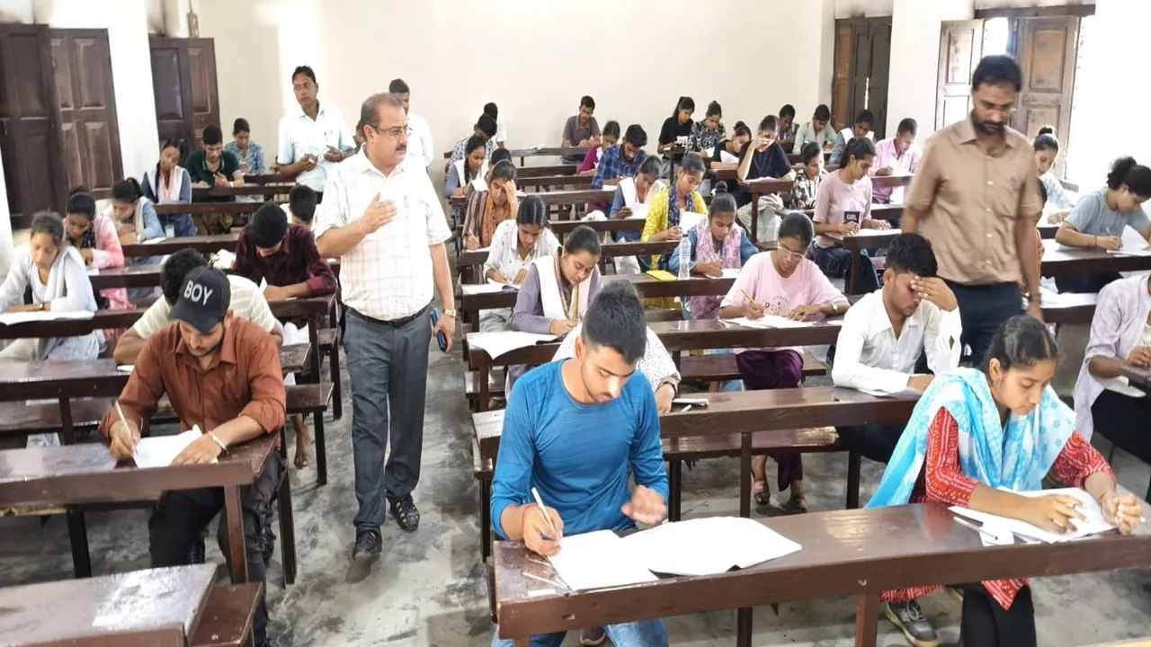 Gonda News: अभ्युदय कोचिंग के लिए 480 छात्र-छात्राओं ने दी प्रवेश परीक्षा, जानिए कब आएगा  रिजल्ट