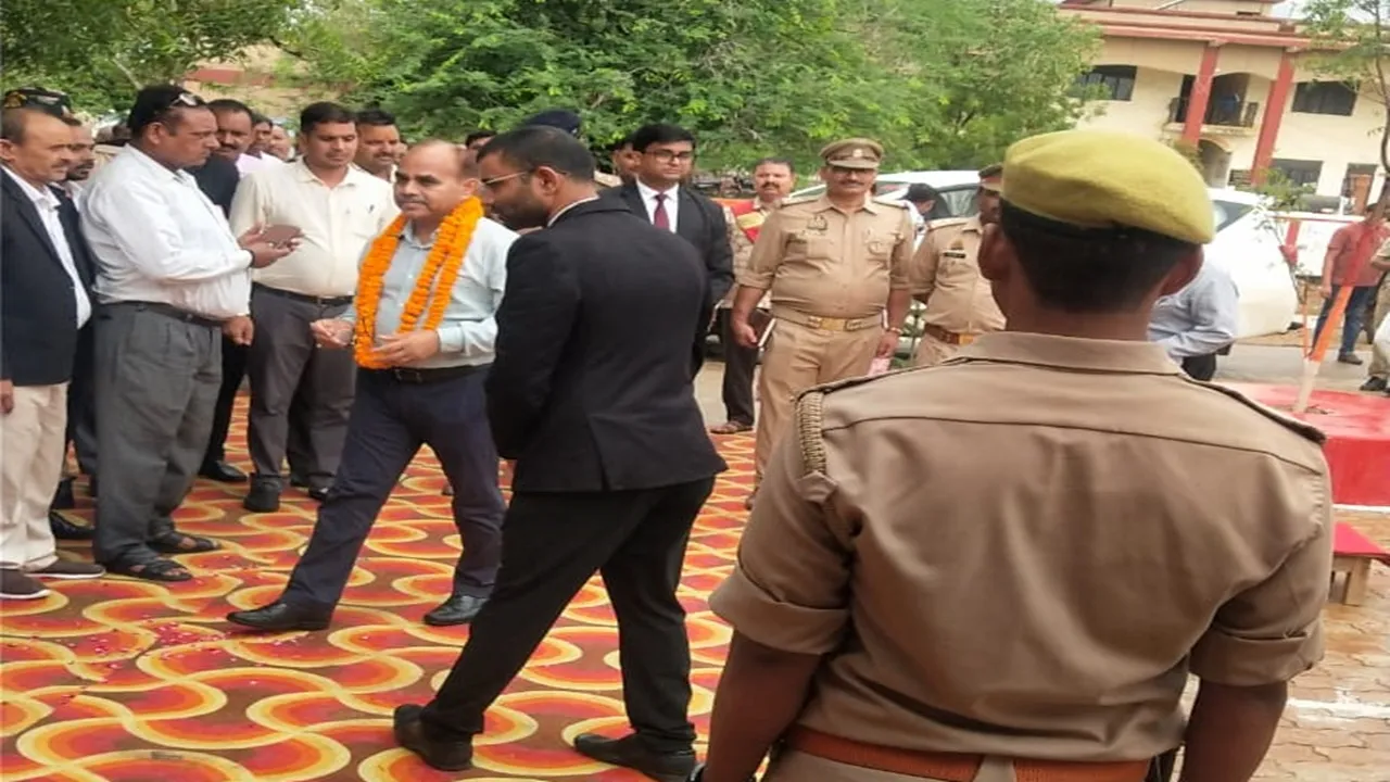 प्रयागराज: जिला न्यायाधीश ने ग्राम न्यायालय कोरांव का किया निरीक्षण, दिया यह आश्वासन