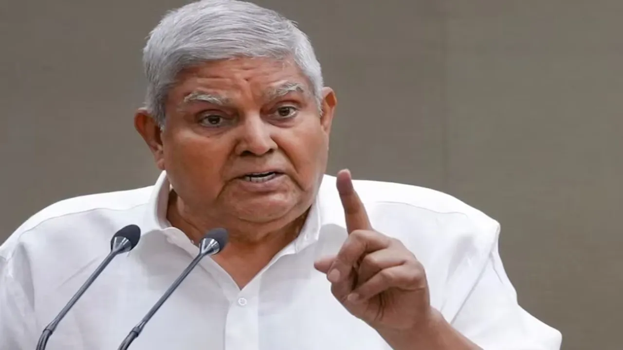 धनखड़ ने देश के मौजूदा राजनीतिक परिदृश्य पर जताई चिंता, कहा- अब तो उपराष्ट्रपति और राष्ट्रपति को भी नहीं छोड़ा जा रहा 