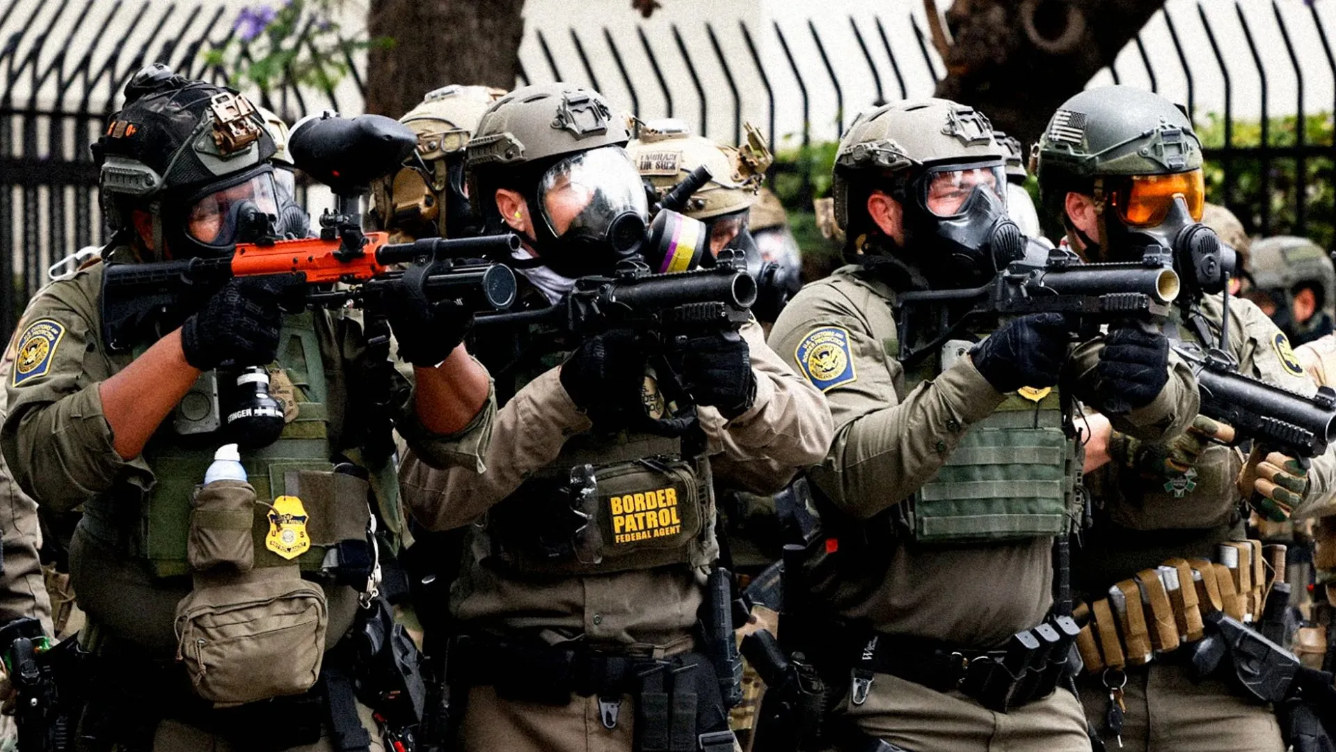 लॉस एंजिल्स में प्रदर्शन जारी, पुलिस ने स्टन ग्रेनेड और घुड़सवार सेना का किया इस्तेमाल, जानिए क्या है बवाल की वजह