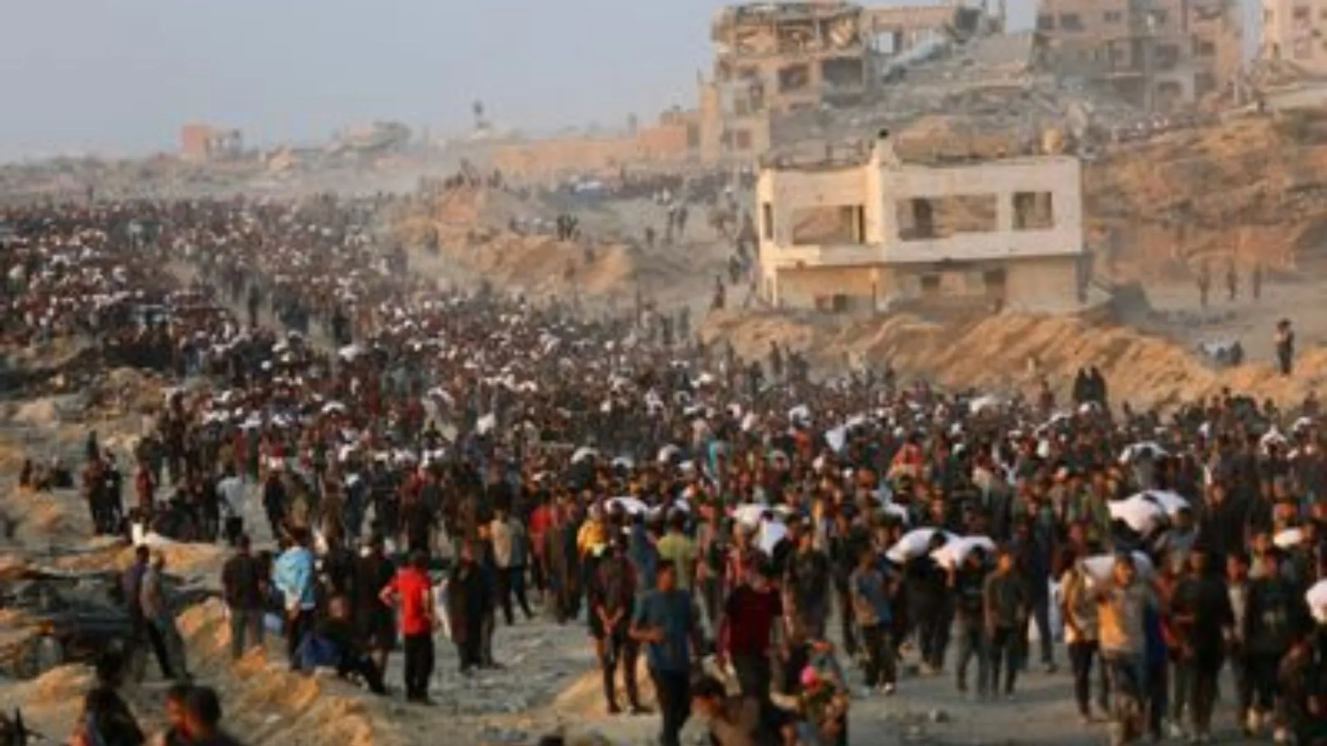 गाजा : राहत सामग्री का इंतजार कर रहे लोगों पर हमला, गोलीबारी में मारे गए 51 फलस्तीनी