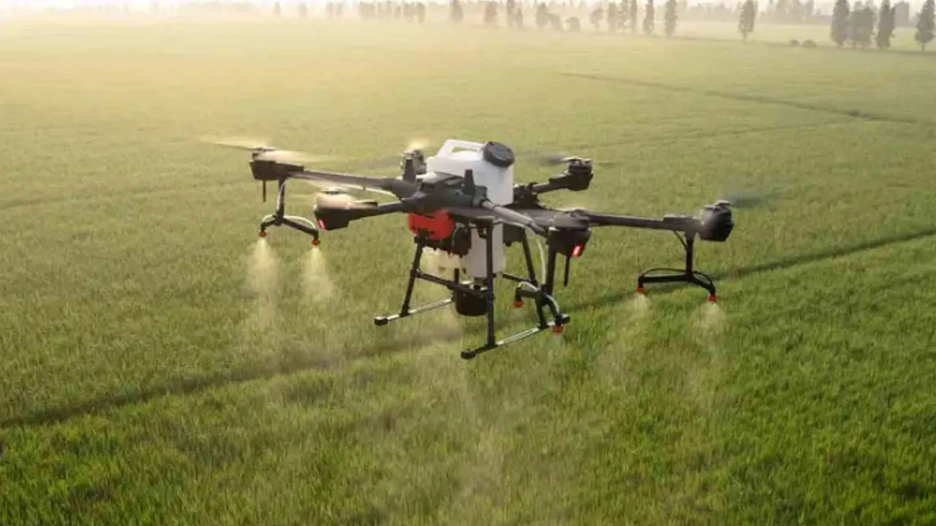 यूपी के किसानों के लिए तकनीक बनी वरदान, ड्रोन की मदद से होगी फसलों की निगरानी, 6 जिलों में शुरुआत 