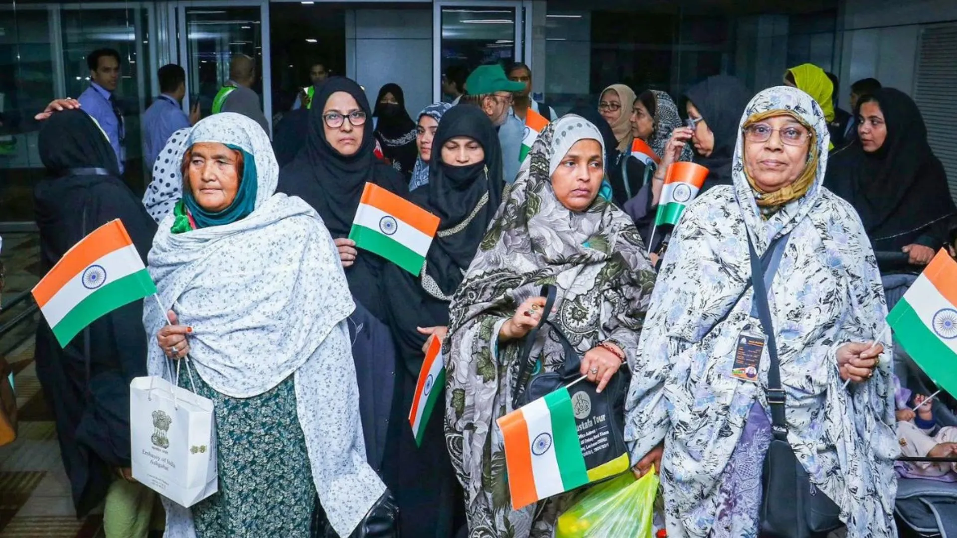 Operation Sindhu: ईरान से 272 भारतीय, 3 नेपाली नागरिक पहुंचे दिल्ली, वापस आने वालों की संख्या हुई 3 हजार के पार 