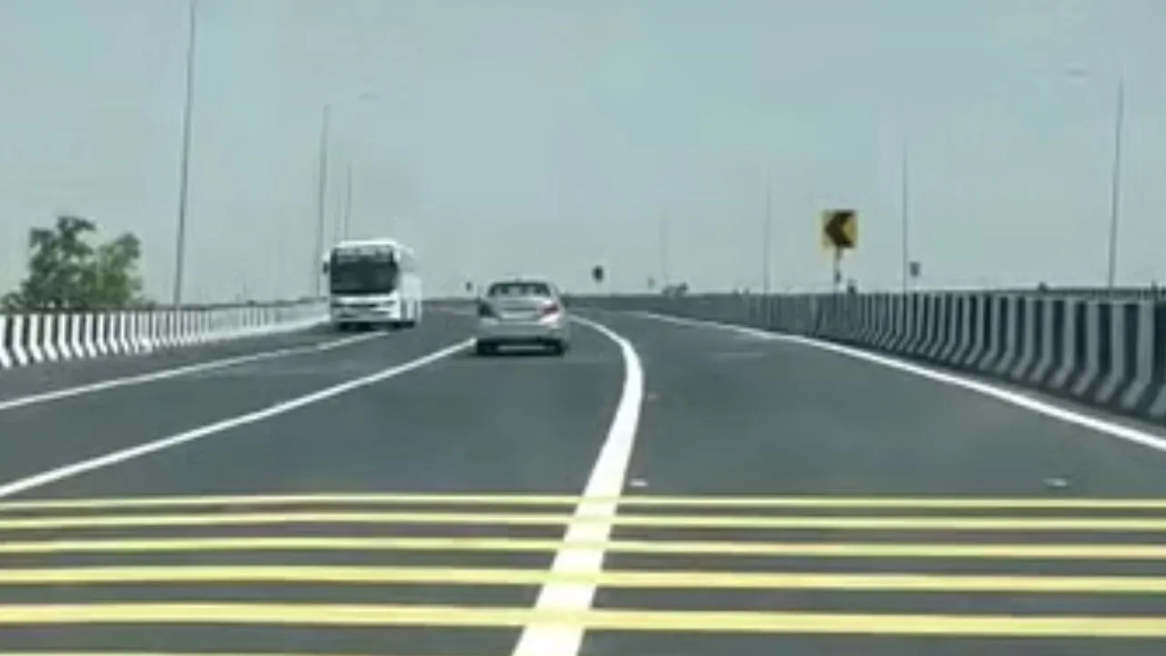 कानपुर : चकेरी क्रासिंग फोर लेन पुल की डीपीआर बनाएगा रेलवे