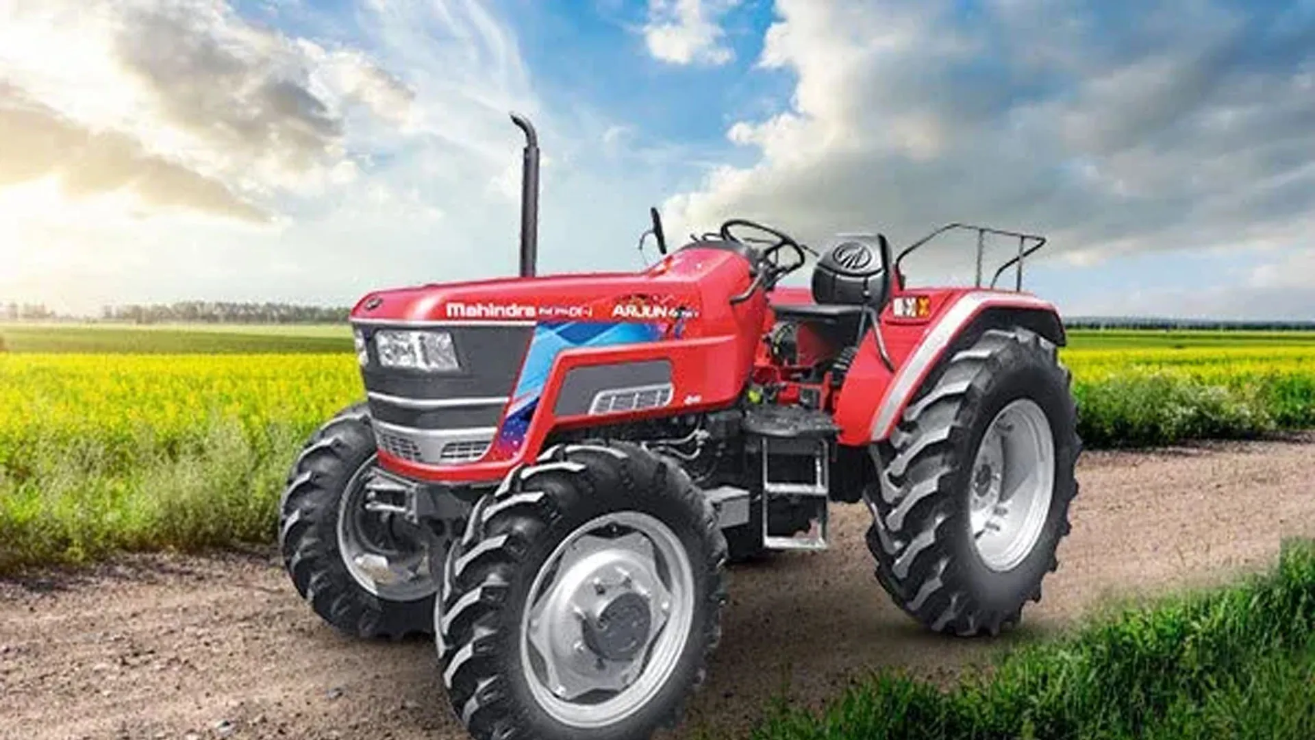 लखीमपुर खीरी: बाइक सवार को ट्रैक्टर से कुचलने का प्रयास