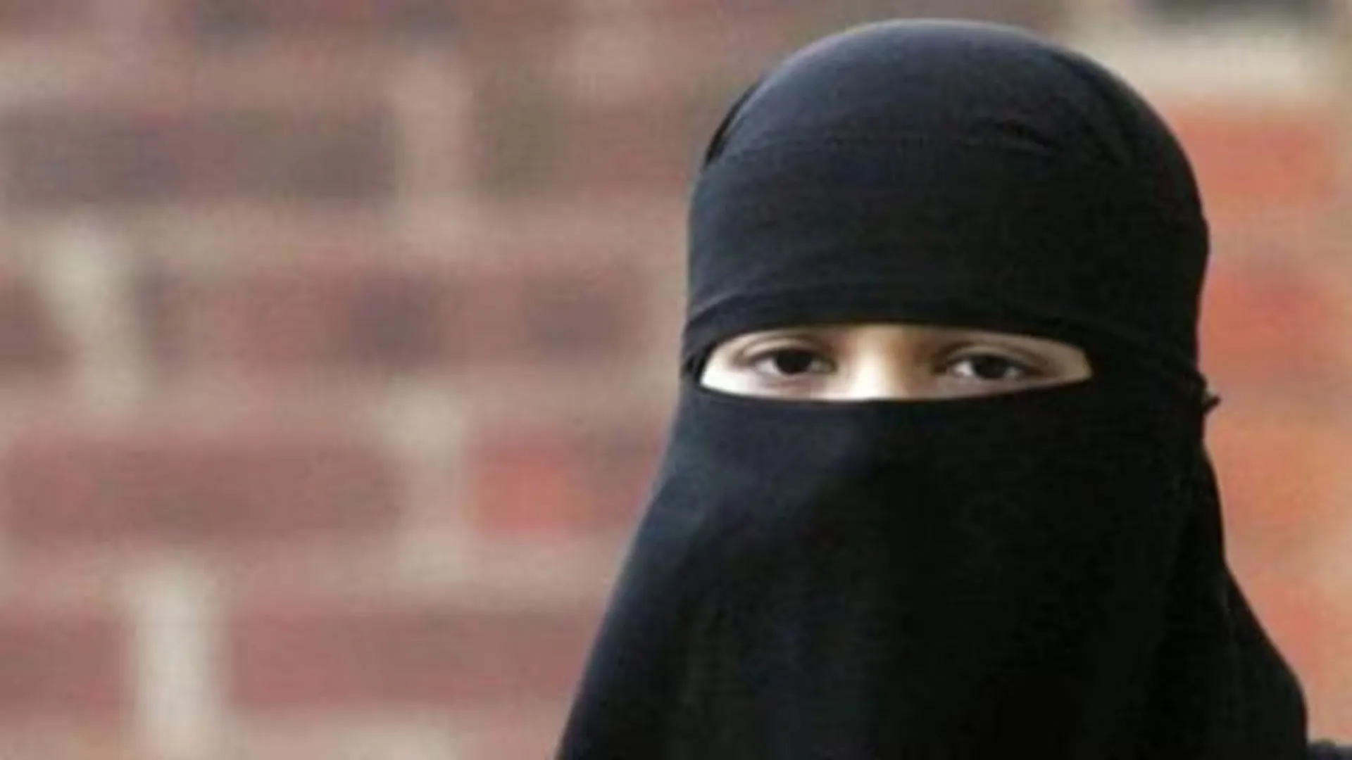 Bareilly: दहेज की मांग पूरी नहीं हुई तो मूकबधिर महिला को दिया तीन तलाक