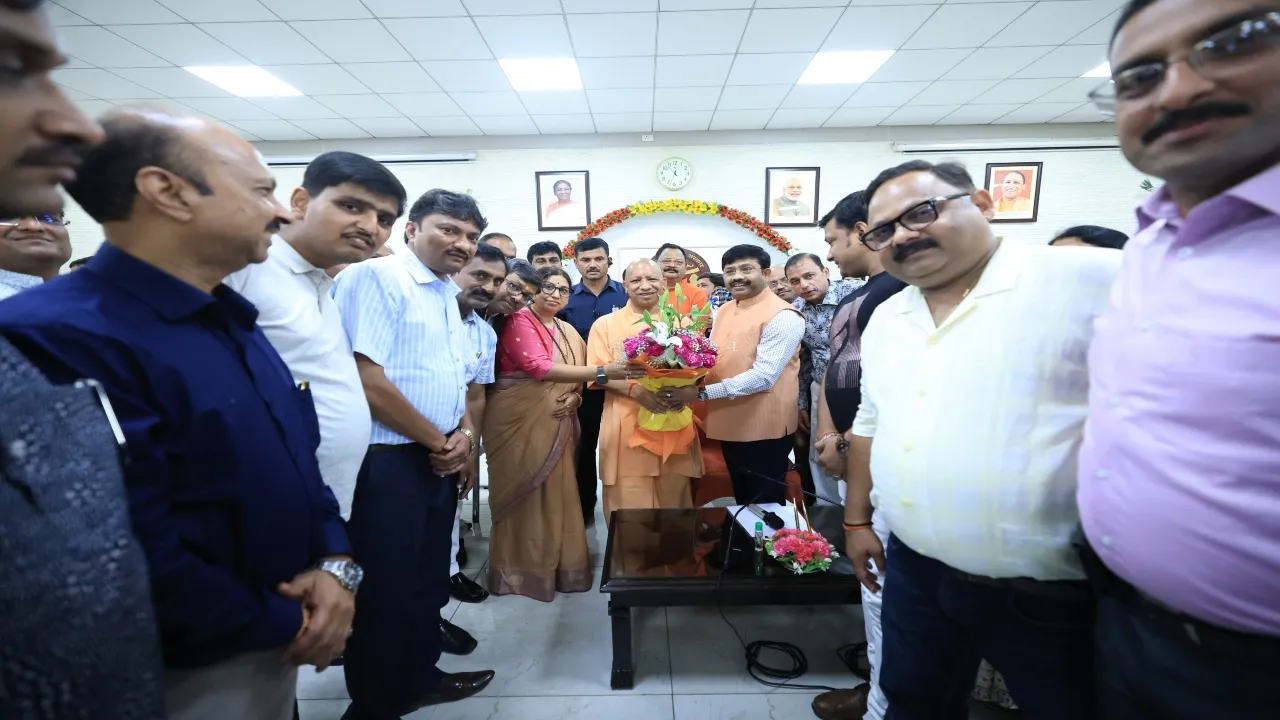 सीएम योगी ने अग्रवाल समाज के नवनिर्वाचित पदाधिकारियों को दी शुभकामनाएं