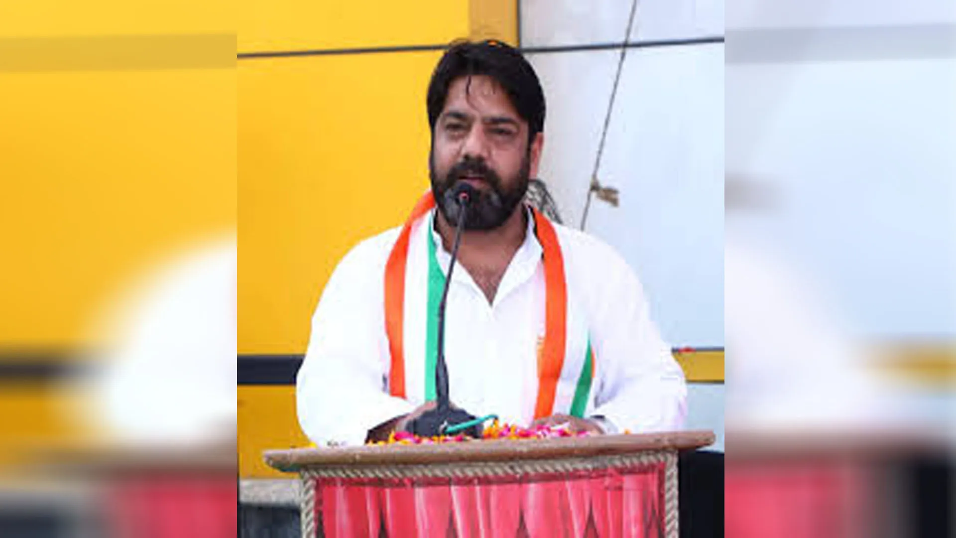 Bareilly: विहिप-बजरंग दल पर अभद्र टिप्पणी में नदीम कुरैशी के खिलाफ FIR