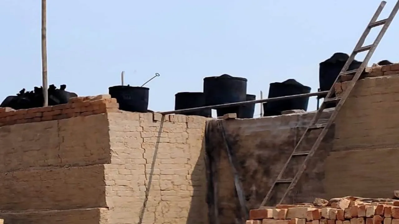 पीलीभीत : ईंट भट्ठों पर कार्बन ब्लैक का खेल, सेहत और पर्यावरण दोनों पर खतरा