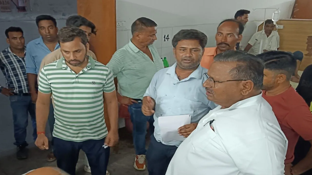 पीलीभीत: खीर खाने के बाद 10 लोगों की तबीयत बिगड़ी, सभी का अस्पताल में चल रहा इलाज