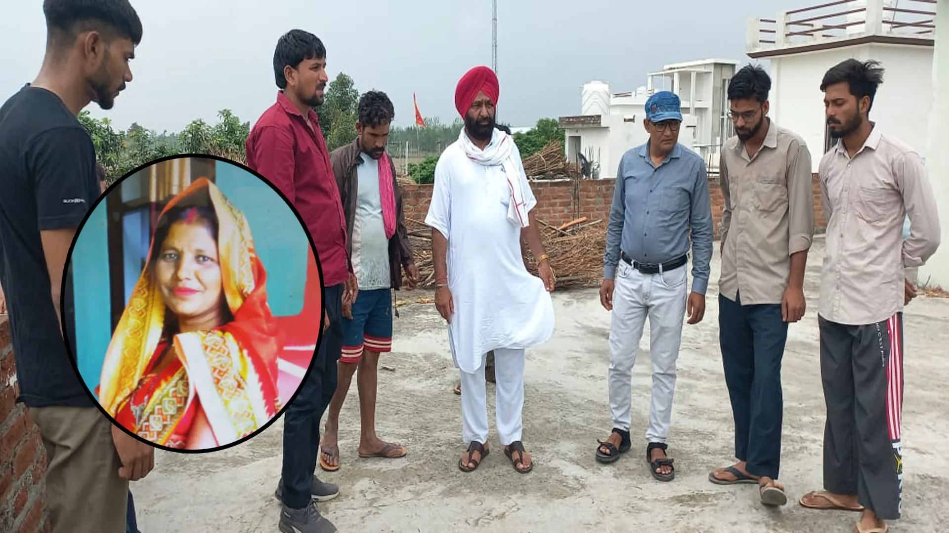 रामपुर: बारिश से कपड़े बचाने छत पर गई थी महिला...आकशीय बिजली गिरने से मौत