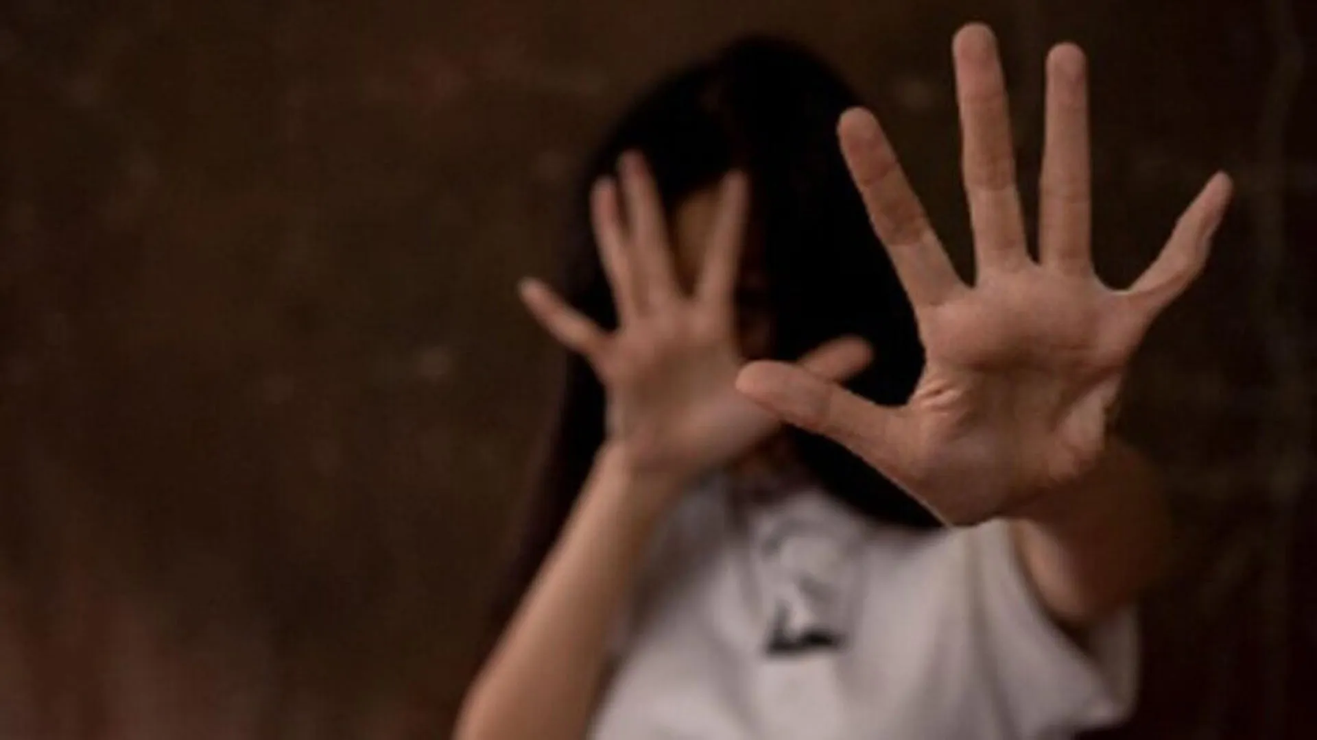 कासगंज: किशोरी से रेप का वीडियो बनाकर किया वायरल...दर्ज हुई FIR