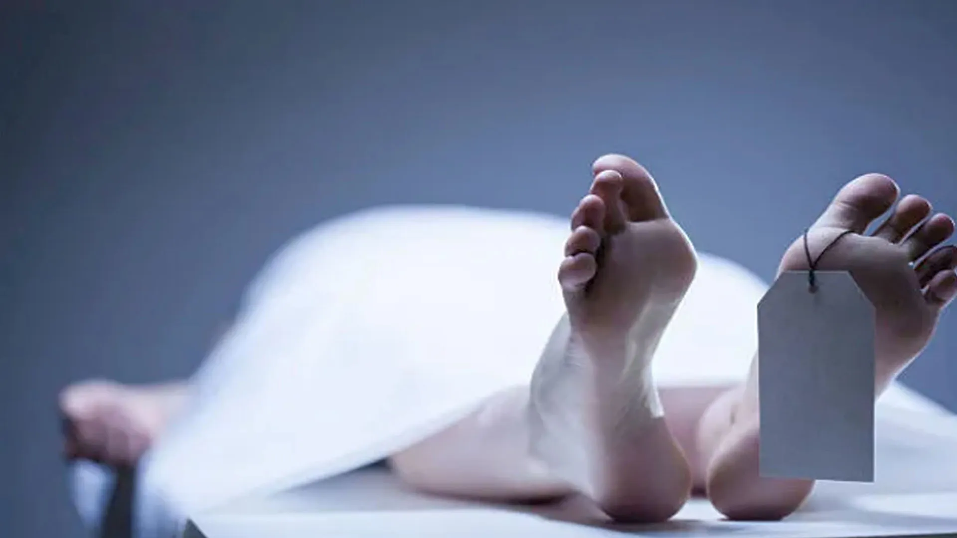 लखीमपुर खीरी : छात्रा की गला दबाकर हत्या, नहर के किनारे मिला शव, दुष्कर्म की आशंका 