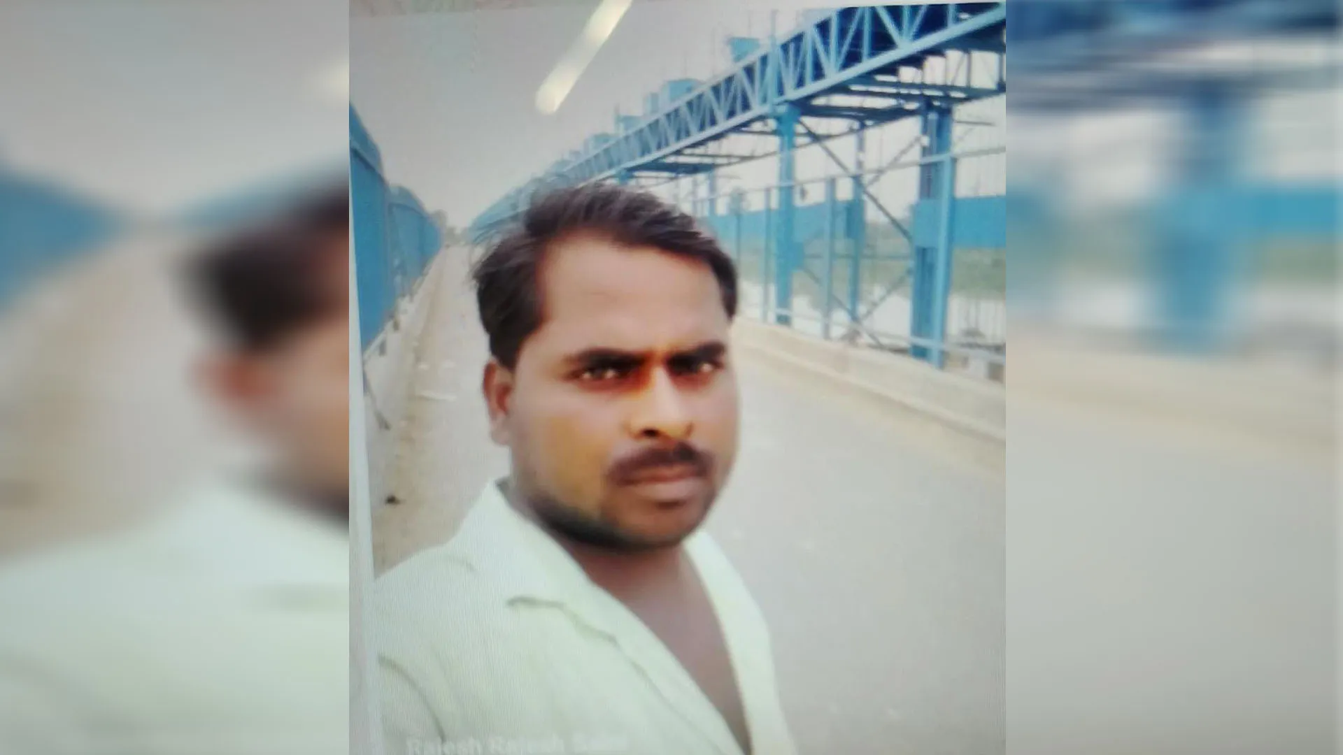 रामपुर: पॉपुलर के पेड़ से युवक का शव लटका मिलने से मचा हड़कंप 