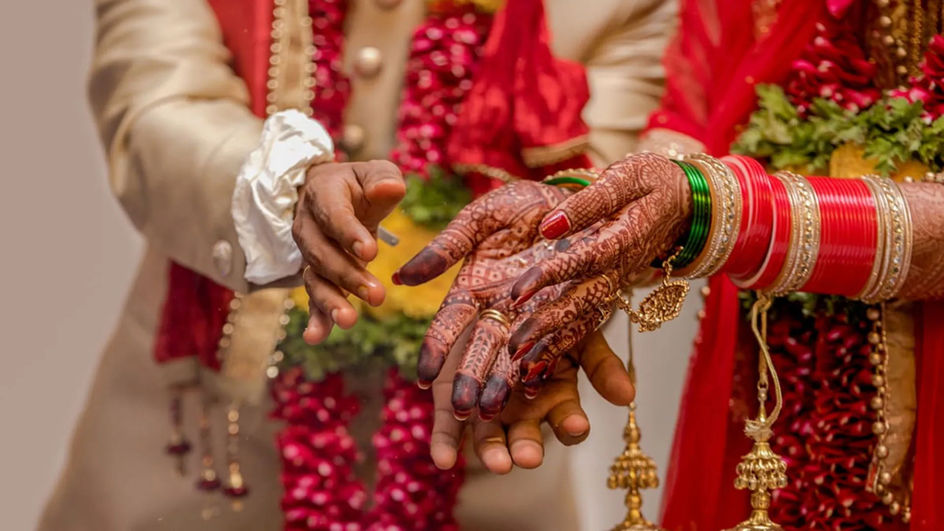 शाहजहांपुर: मां का आया होने वाले दामाद पर दिल...बेटी ने करा दी शादी