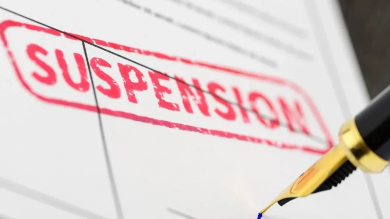 Lucknow News: कालाबाजारी के खिलाफ एक्शन में सरकार, 26 FIR, 580 विक्रेताओं को नोटिस.... बलरामपुर के कृषि अधिकारी निलंबित