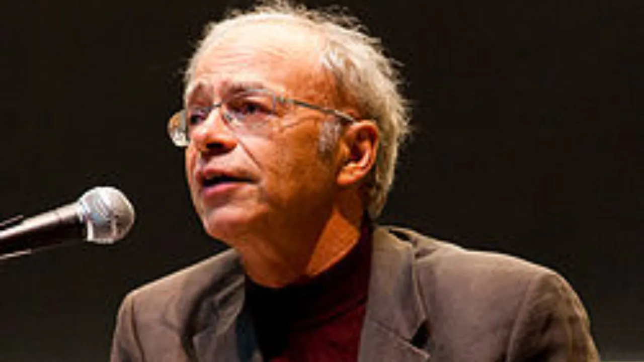 छह जुलाई का इतिहास: आज के दिन व्यावहारिक नीतिशास्त्र के अनूठे दार्शनिक पीटर सिंगर का हुआ था जन्म