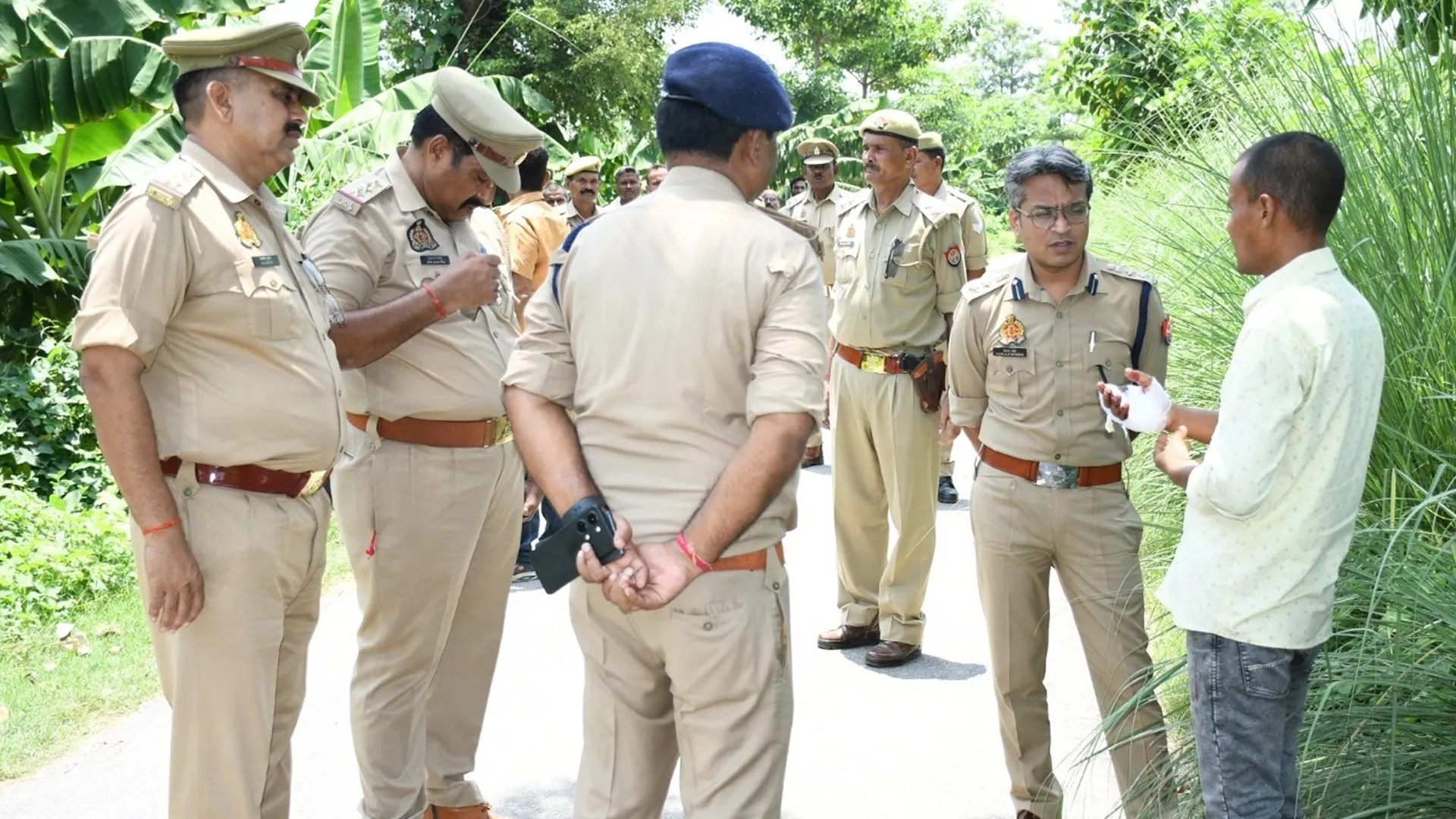 लखीमपुर खीरी : दिनदहाड़े लूट की दो घटनाओं से दहला धौरहरा, बीसी संचालक व किसान से 5.20 लाख रुपये लूटे