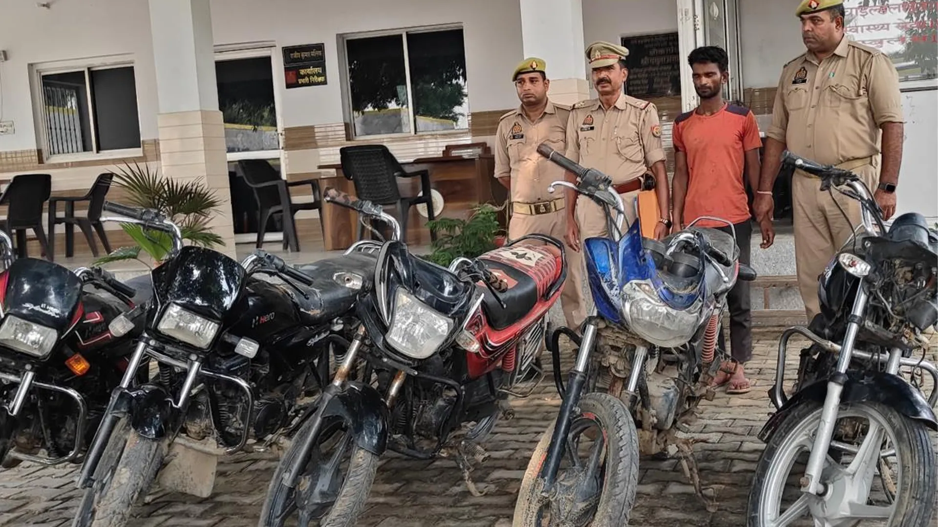 संभल: गैंग न साथी, हर पेशी के बाद चोरी करता था बाइक