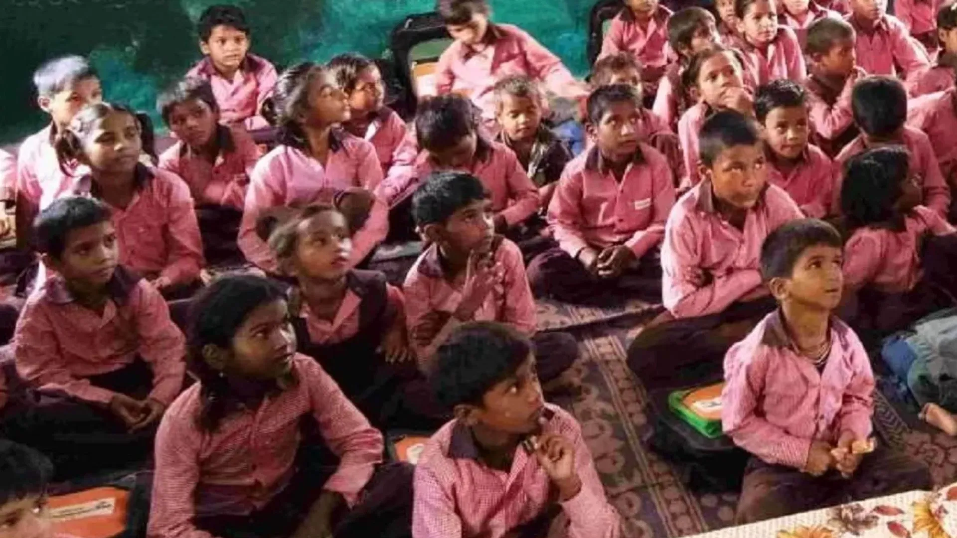 Good News : परिषदीय विद्यालयों में बिजली जाने पर भी बच्चे नहीं होंगे परेशान, लगाए जाएंगे इन्वर्टर  